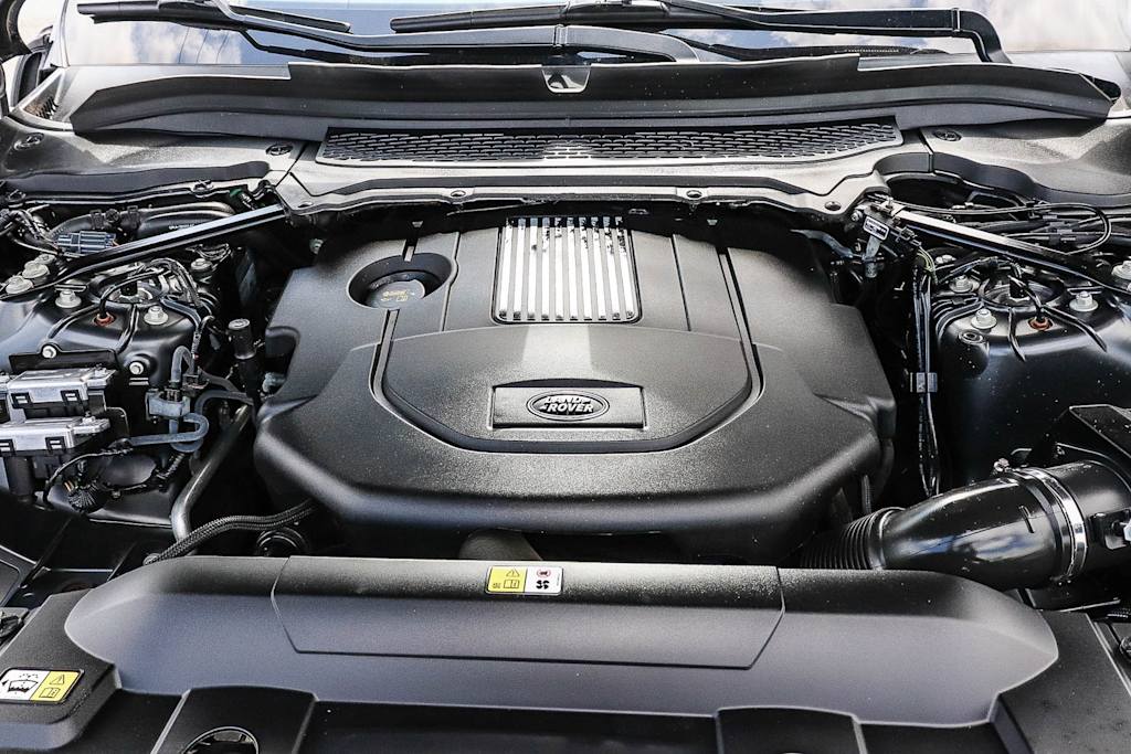 Thumbnail: 2016 Land Rover Range Rover - 7