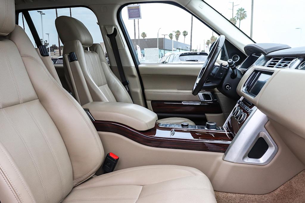 Thumbnail: 2015 Land Rover Range Rover - 10