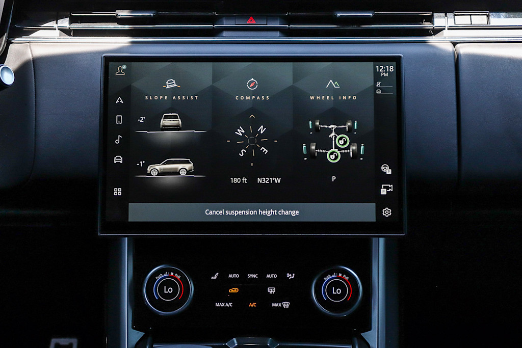 Thumbnail: 2023 Land Rover Range Rover - 12