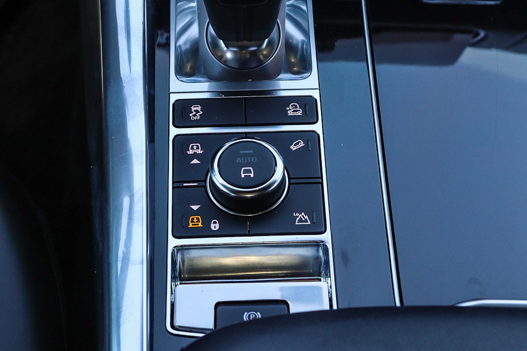 Thumbnail: 2019 Land Rover Range Rover Sport - 25