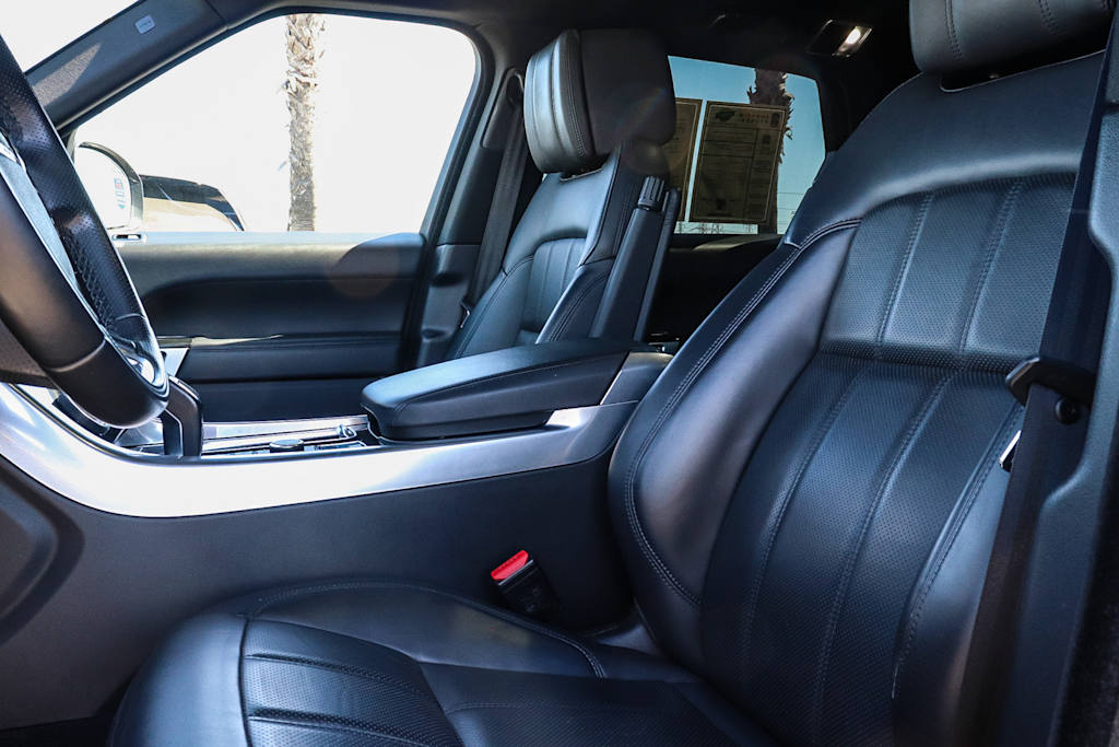 Thumbnail: 2019 Land Rover Range Rover Sport - 10