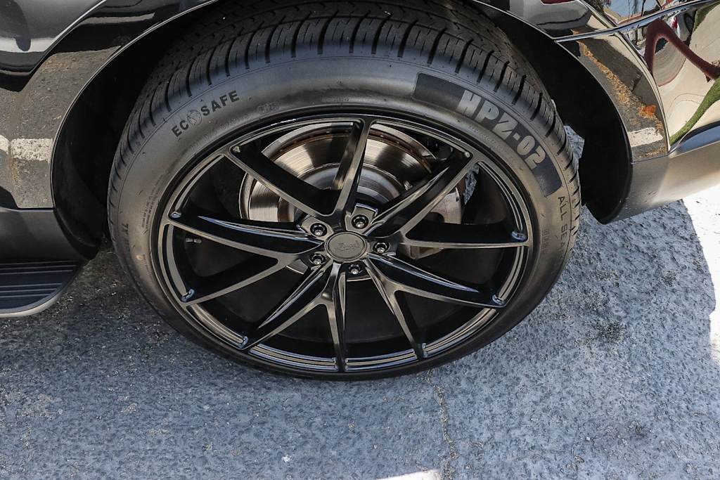 Thumbnail: 2016 Land Rover Range Rover Sport - 14