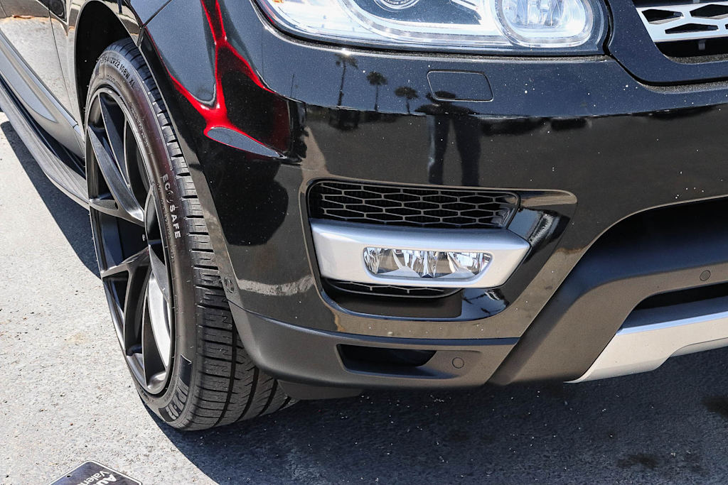 Thumbnail: 2016 Land Rover Range Rover Sport - 17