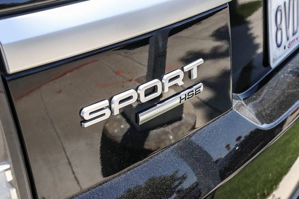 Thumbnail: 2016 Land Rover Range Rover Sport - 15