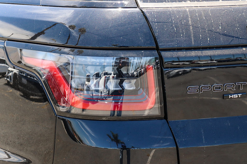 Thumbnail: 2022 Land Rover Range Rover Sport - 16