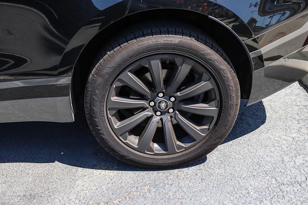 Thumbnail: 2018 Land Rover Range Rover Velar - 10