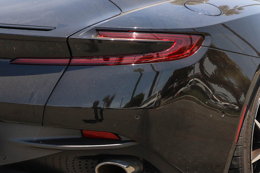 Thumbnail: 2020 Aston Martin DB11 - 17