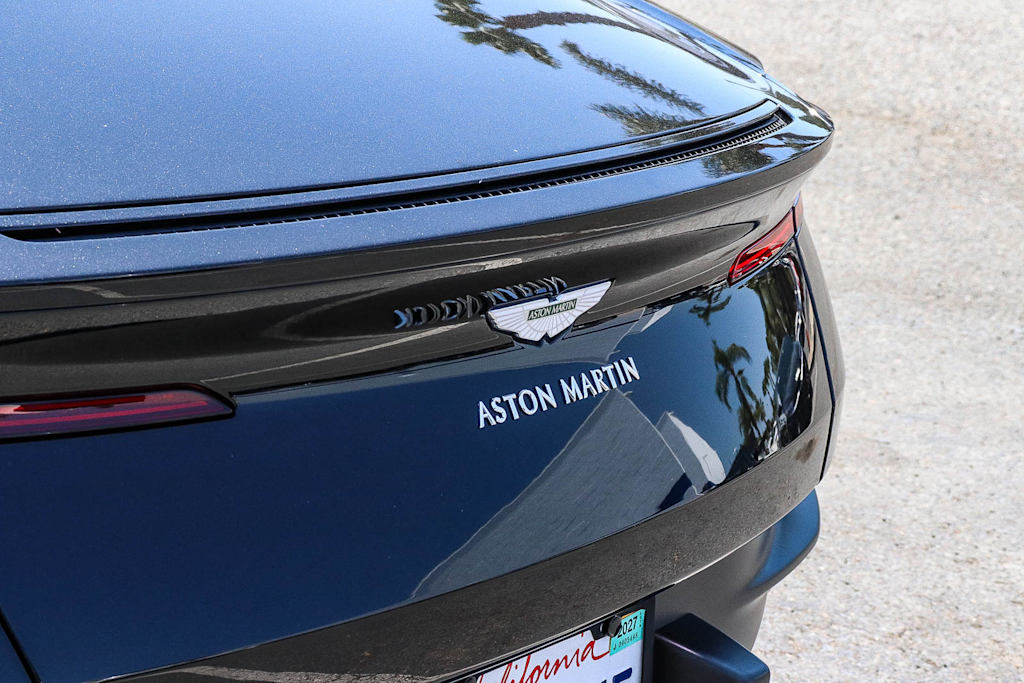 Thumbnail: 2020 Aston Martin DB11 - 20