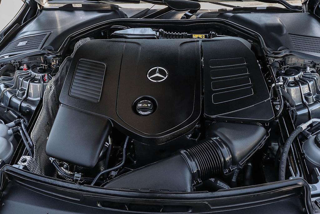 Thumbnail: 2024 Mercedes-Benz C-Class - 8