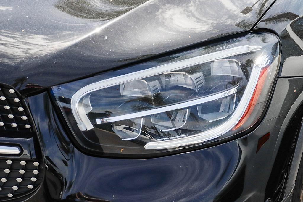 Thumbnail: 2021 Mercedes-Benz GLC - 15