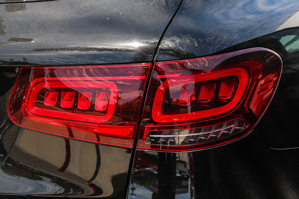 Thumbnail: 2021 Mercedes-Benz GLC - 19