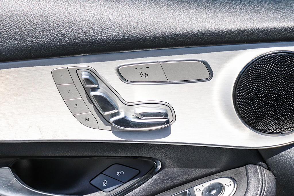 Thumbnail: 2021 Mercedes-Benz GLC - 30