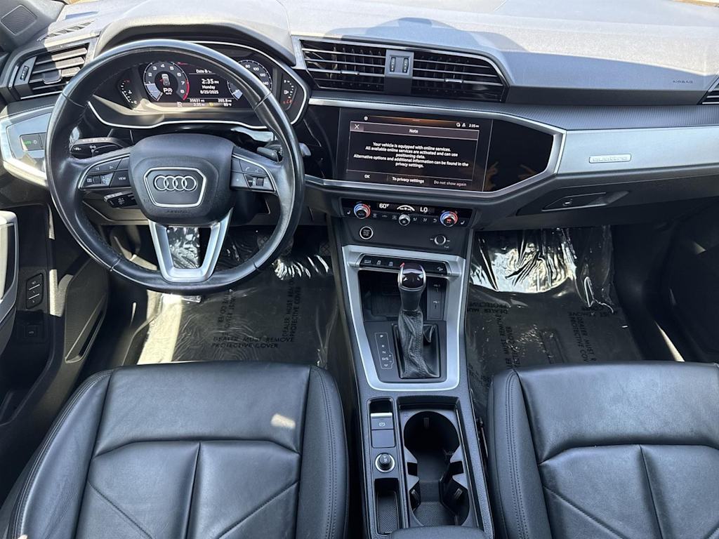 Thumbnail: 2024 Audi Q3 - 2