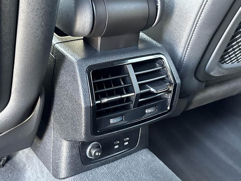 Thumbnail: 2024 Audi Q3 - 31