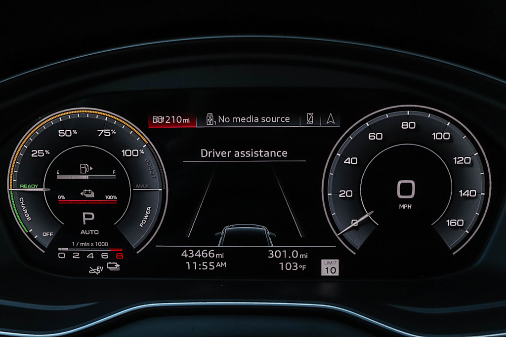 Thumbnail: 2023 Audi Q5 - 14