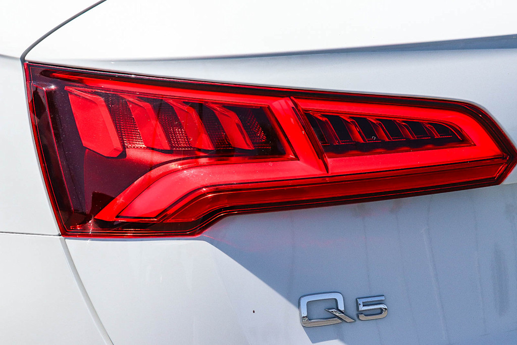 Thumbnail: 2020 Audi Q5 - 20