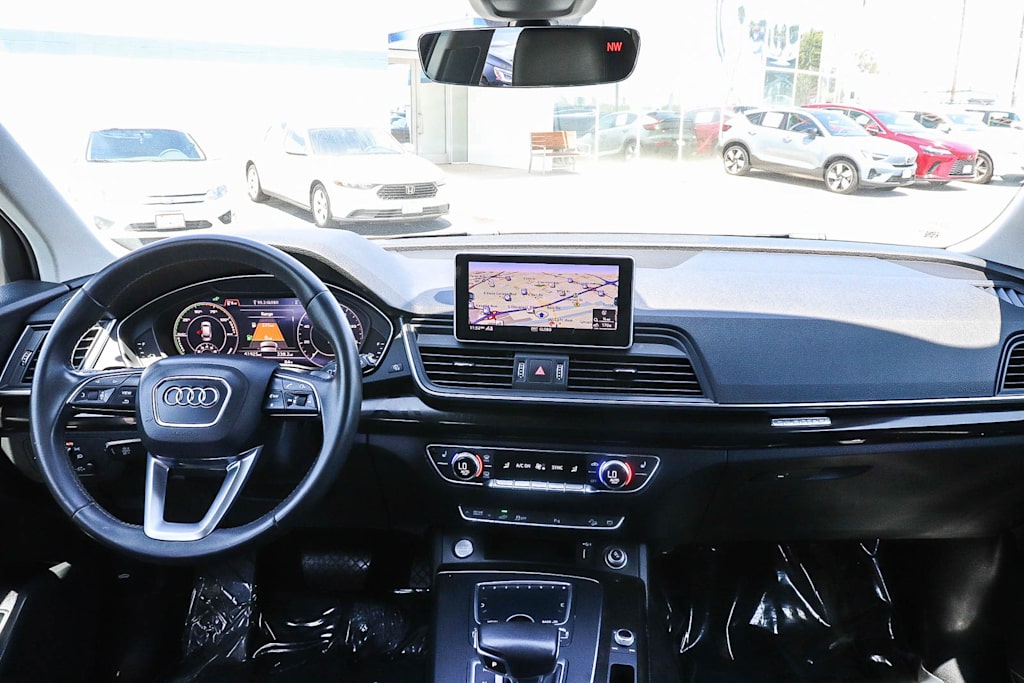 Thumbnail: 2020 Audi Q5 - 2