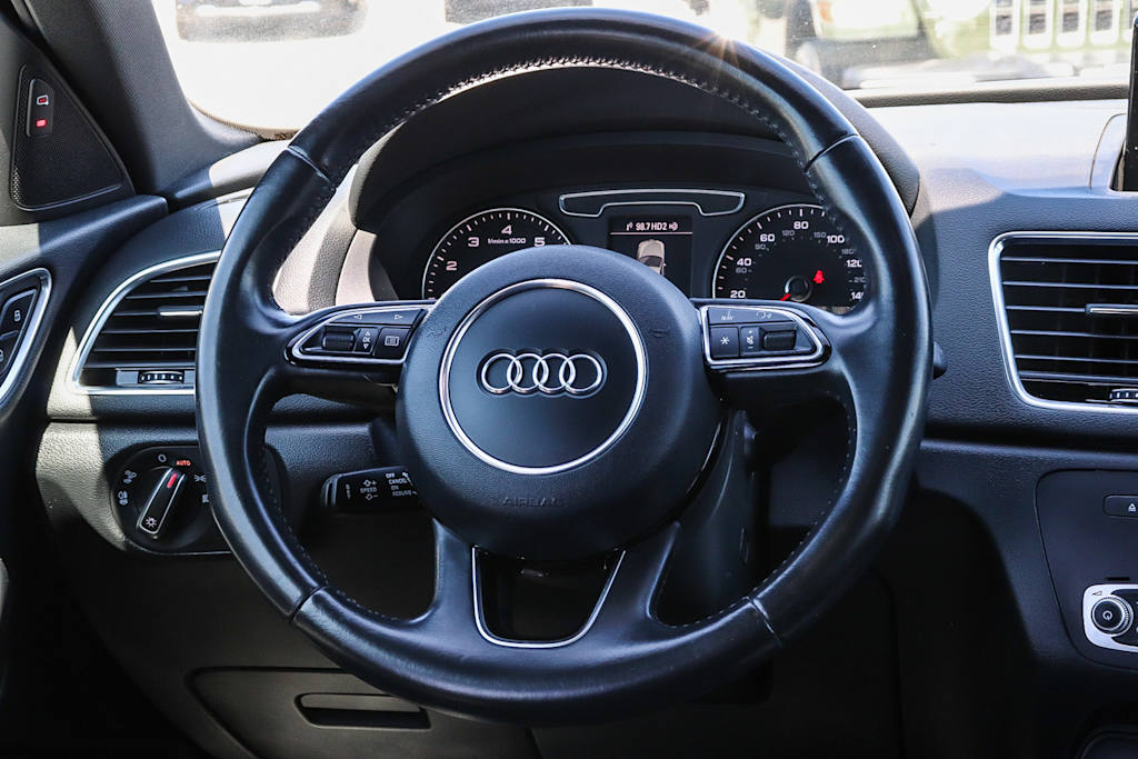 Thumbnail: 2017 Audi Q3 - 9