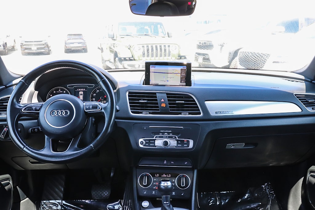 Thumbnail: 2017 Audi Q3 - 2