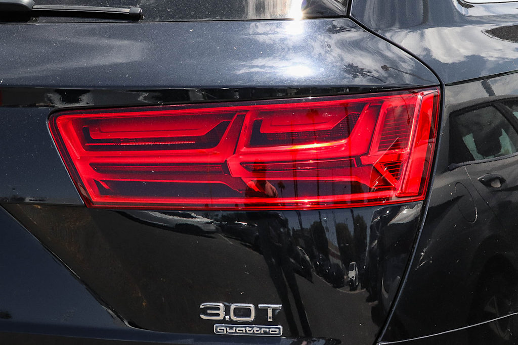 Thumbnail: 2018 Audi Q7 - 15