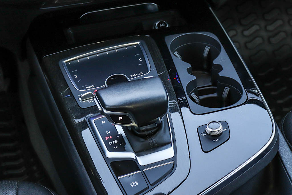 Thumbnail: 2018 Audi Q7 - 13