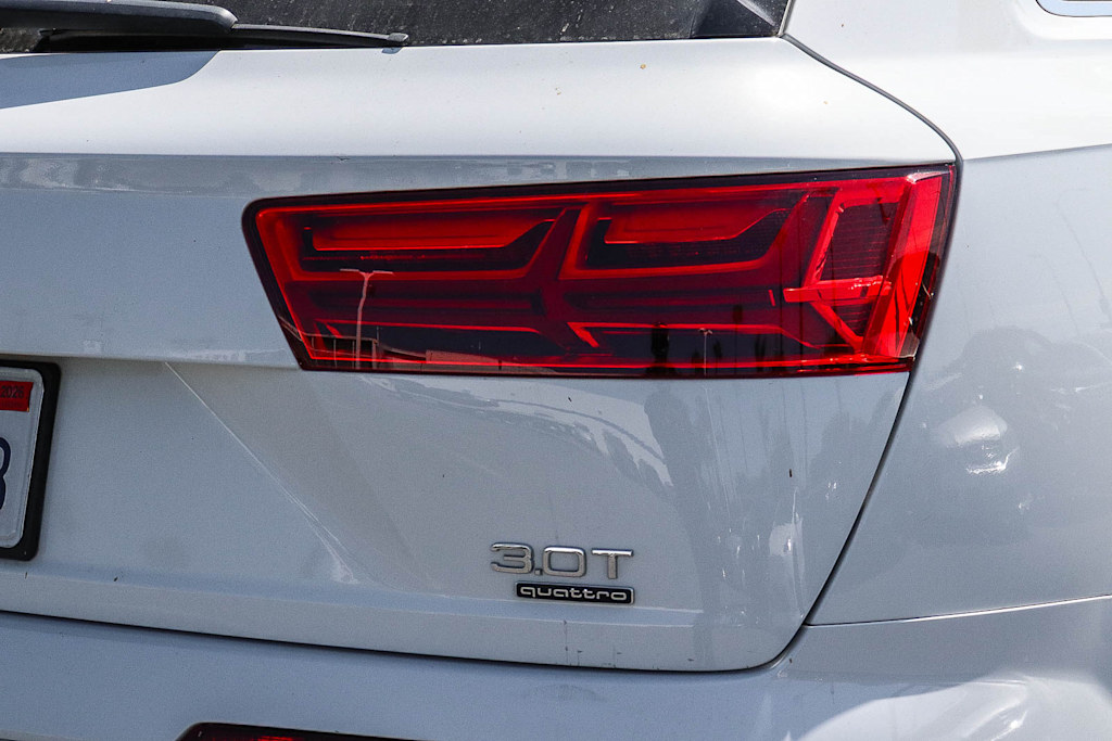 Thumbnail: 2018 Audi Q7 - 18