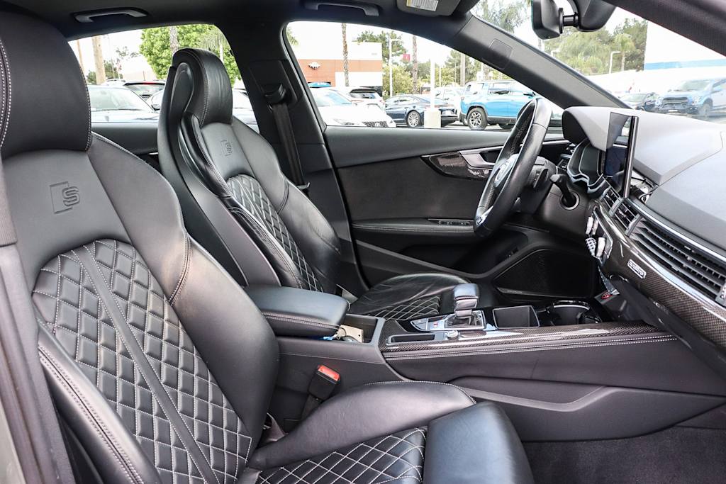 Thumbnail: 2023 Audi S4 - 10