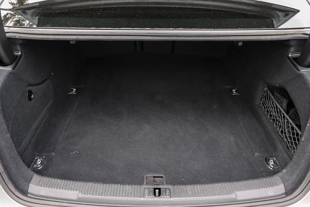 Thumbnail: 2016 Audi A6 - 15