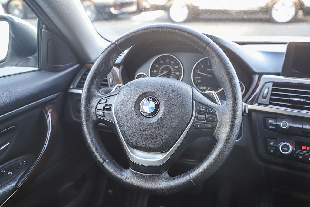 Thumbnail: 2014 BMW 4 Series - 9