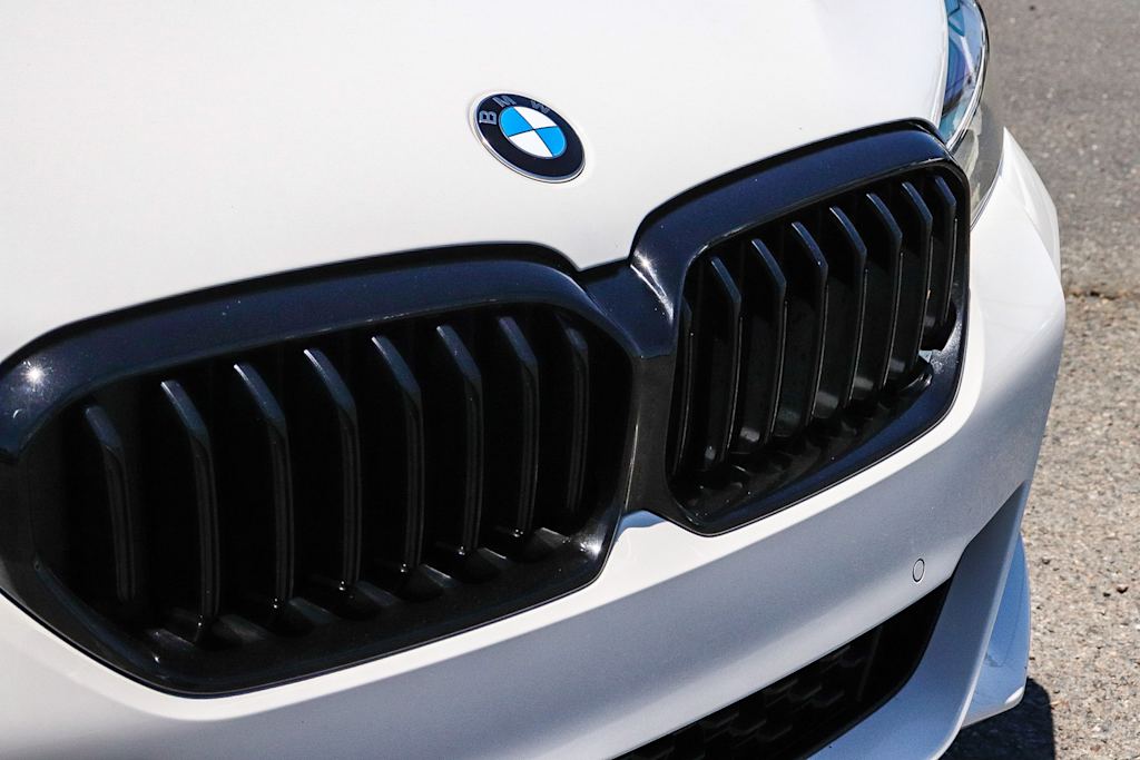 Thumbnail: 2023 BMW 5 Series - 18