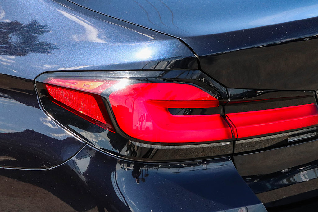 Thumbnail: 2021 BMW 5 Series - 6