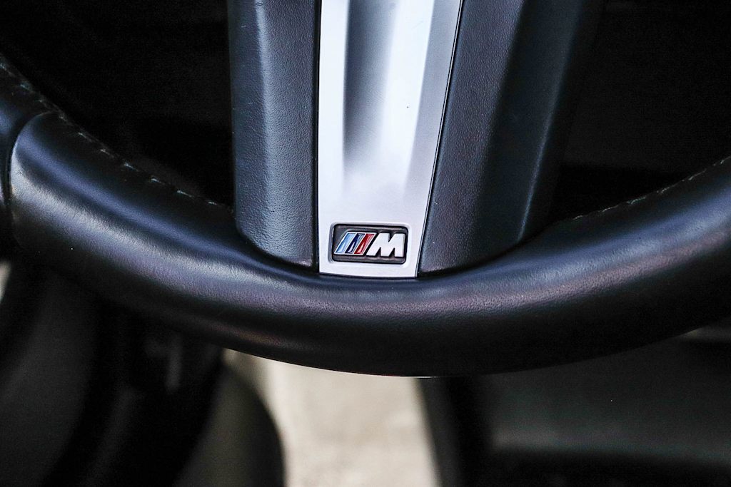 Thumbnail: 2021 BMW 5 Series - 27