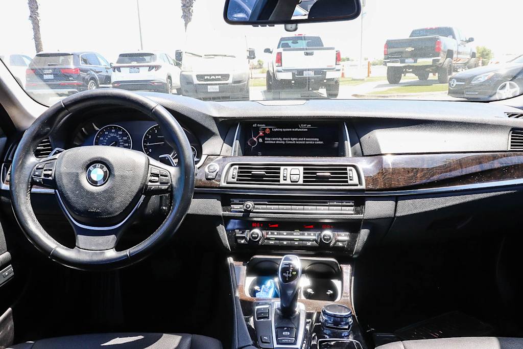 Thumbnail: 2016 BMW 5 Series - 2