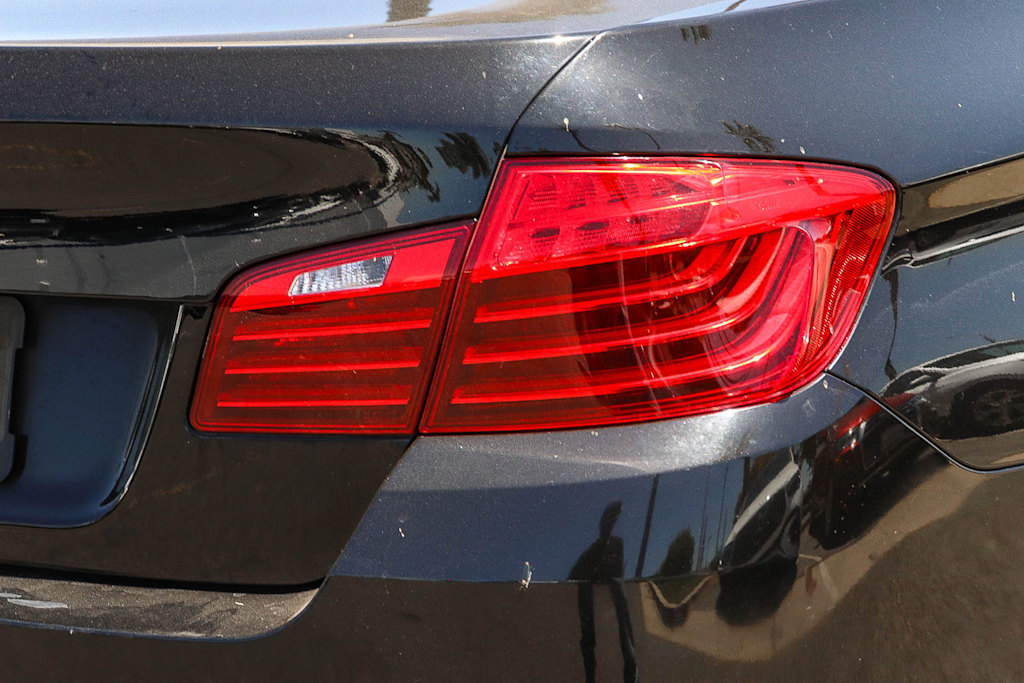 Thumbnail: 2016 BMW 5 Series - 18