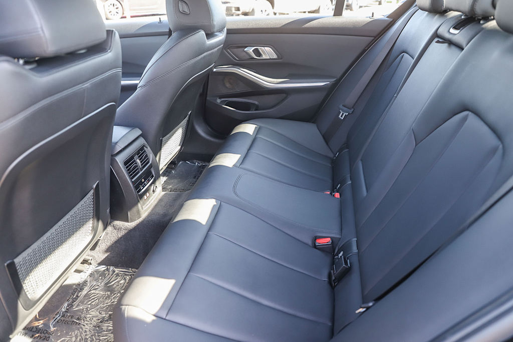 Thumbnail: 2019 BMW 3 Series - 11
