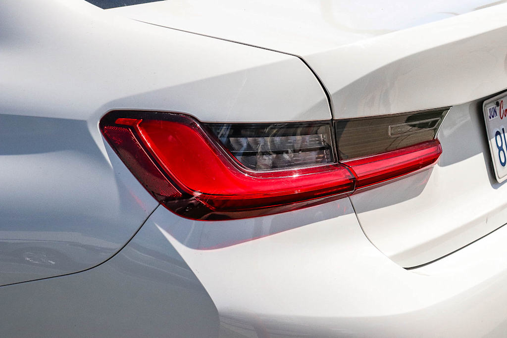 Thumbnail: 2019 BMW 3 Series - 18