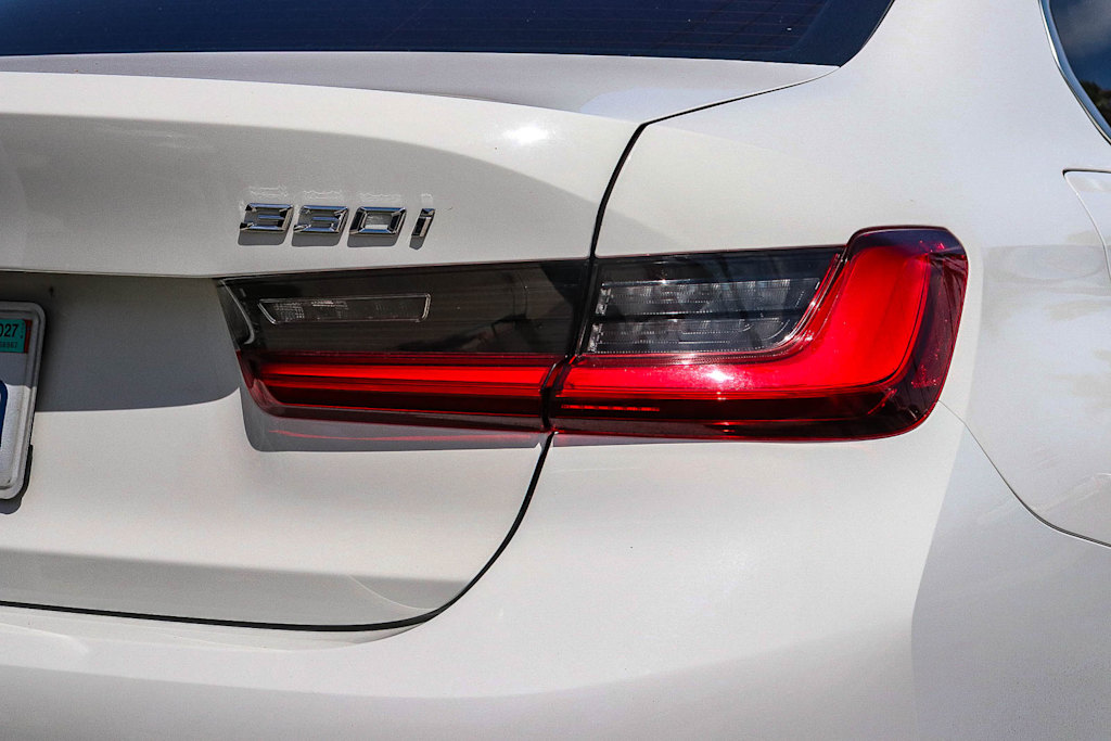 Thumbnail: 2019 BMW 3 Series - 21