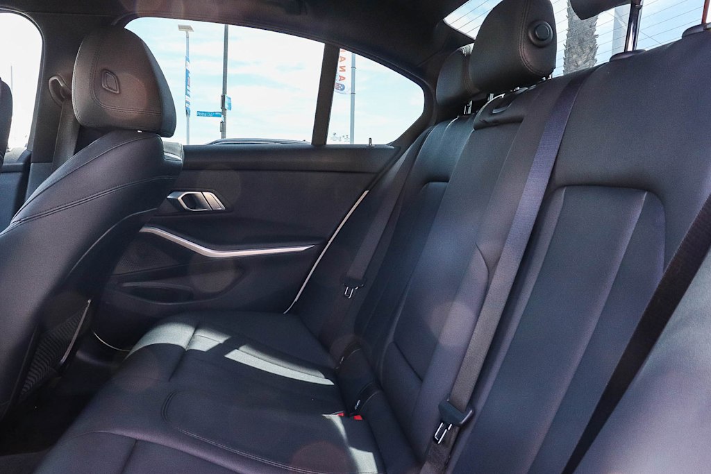 Thumbnail: 2019 BMW 3 Series - 11