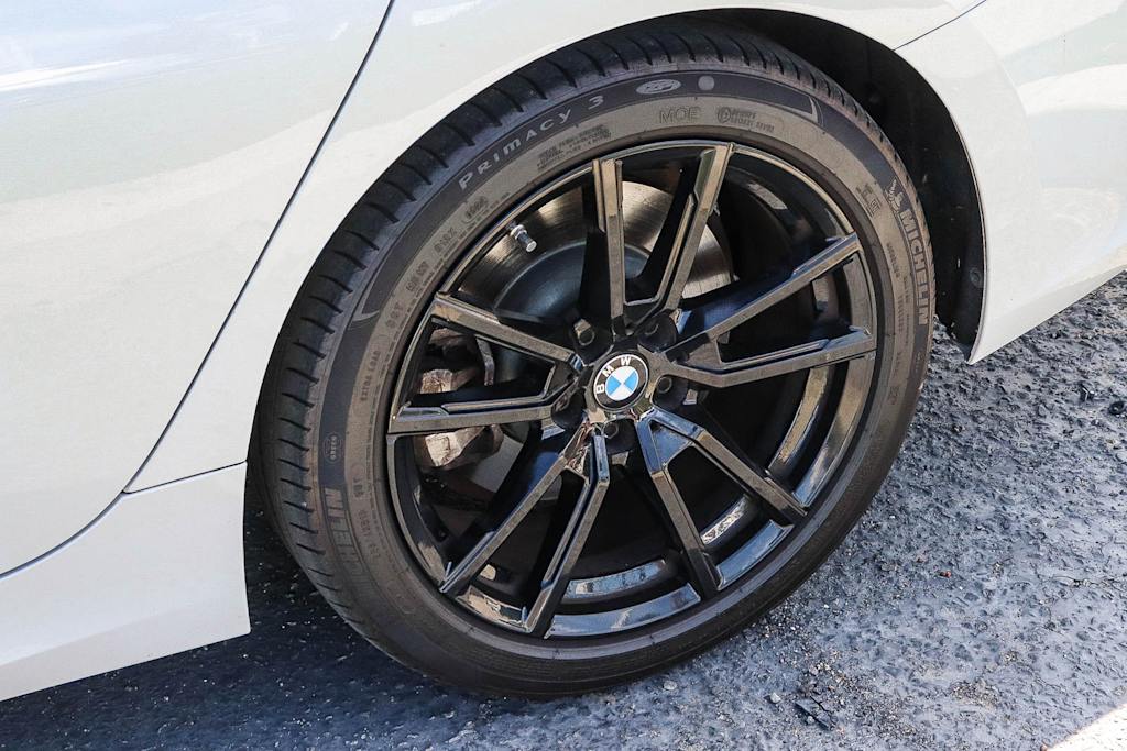 Thumbnail: 2019 BMW 3 Series - 17