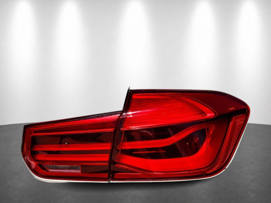 Thumbnail: 2017 BMW 3 Series - 14