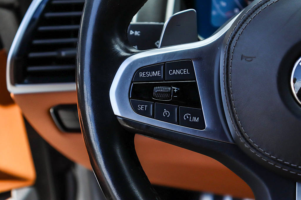 Thumbnail: 2019 BMW 8 Series - 26