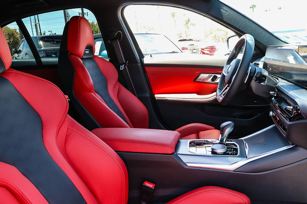 Thumbnail: 2026 BMW M3 - 10