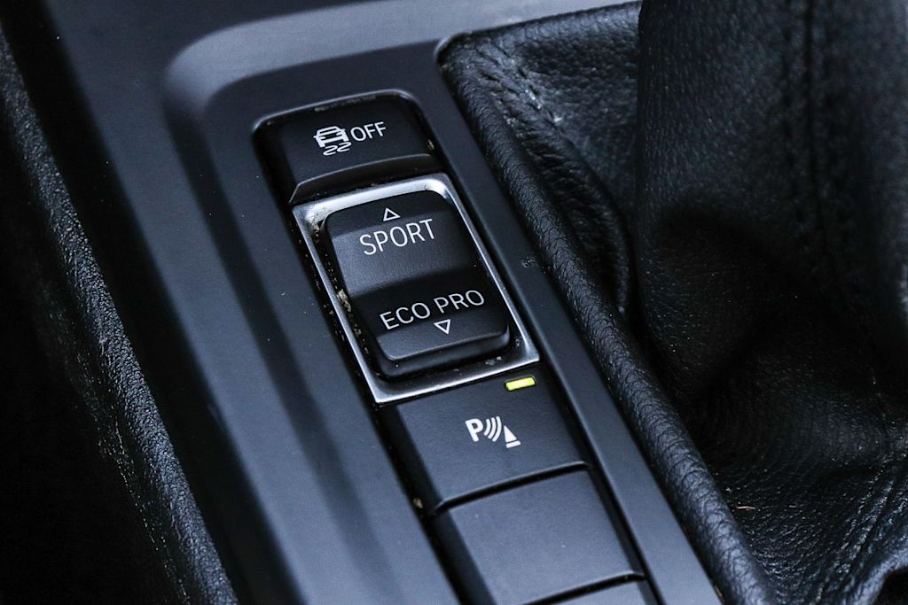 Thumbnail: 2018 BMW X1 - 32