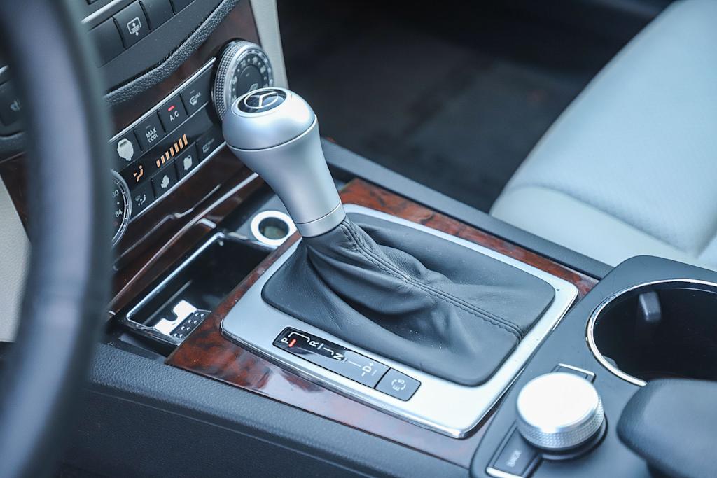 Thumbnail: 2011 Mercedes-Benz C-Class - 13