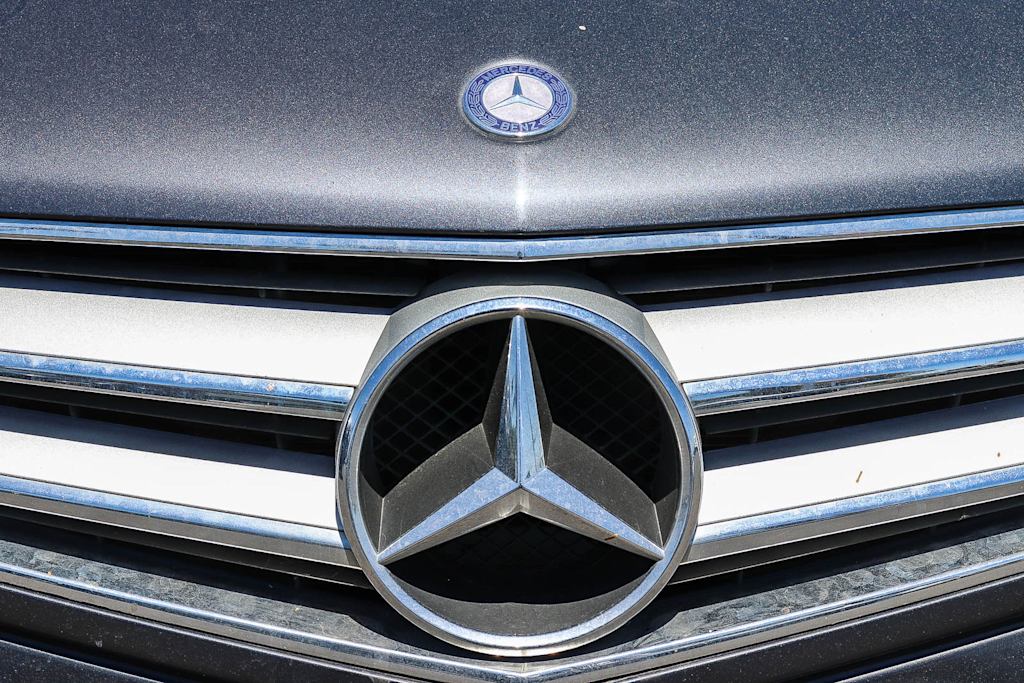Thumbnail: 2013 Mercedes-Benz E-Class - 22
