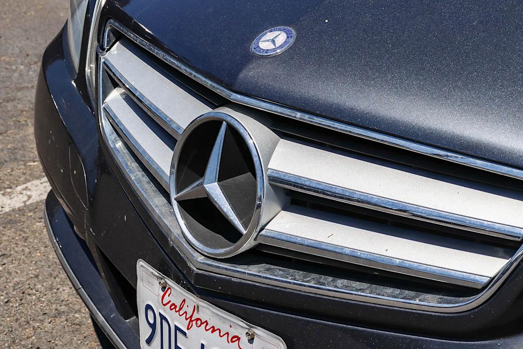 Thumbnail: 2013 Mercedes-Benz E-Class - 6