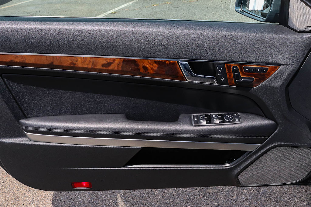 Thumbnail: 2013 Mercedes-Benz E-Class - 31
