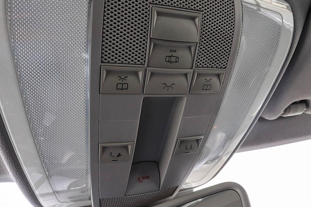 Thumbnail: 2013 Mercedes-Benz E-Class - 33