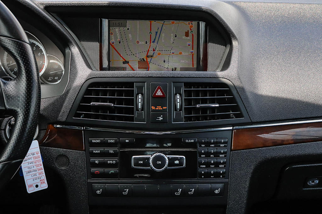 Thumbnail: 2013 Mercedes-Benz E-Class - 12