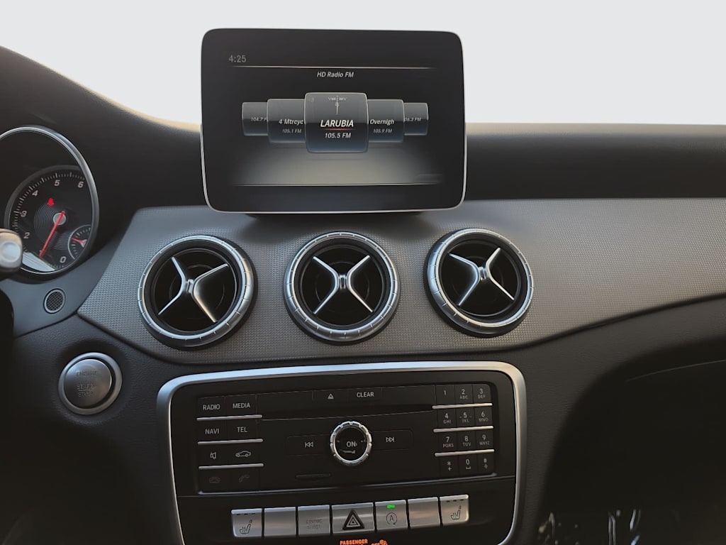 Thumbnail: 2019 Mercedes-Benz CLA - 11
